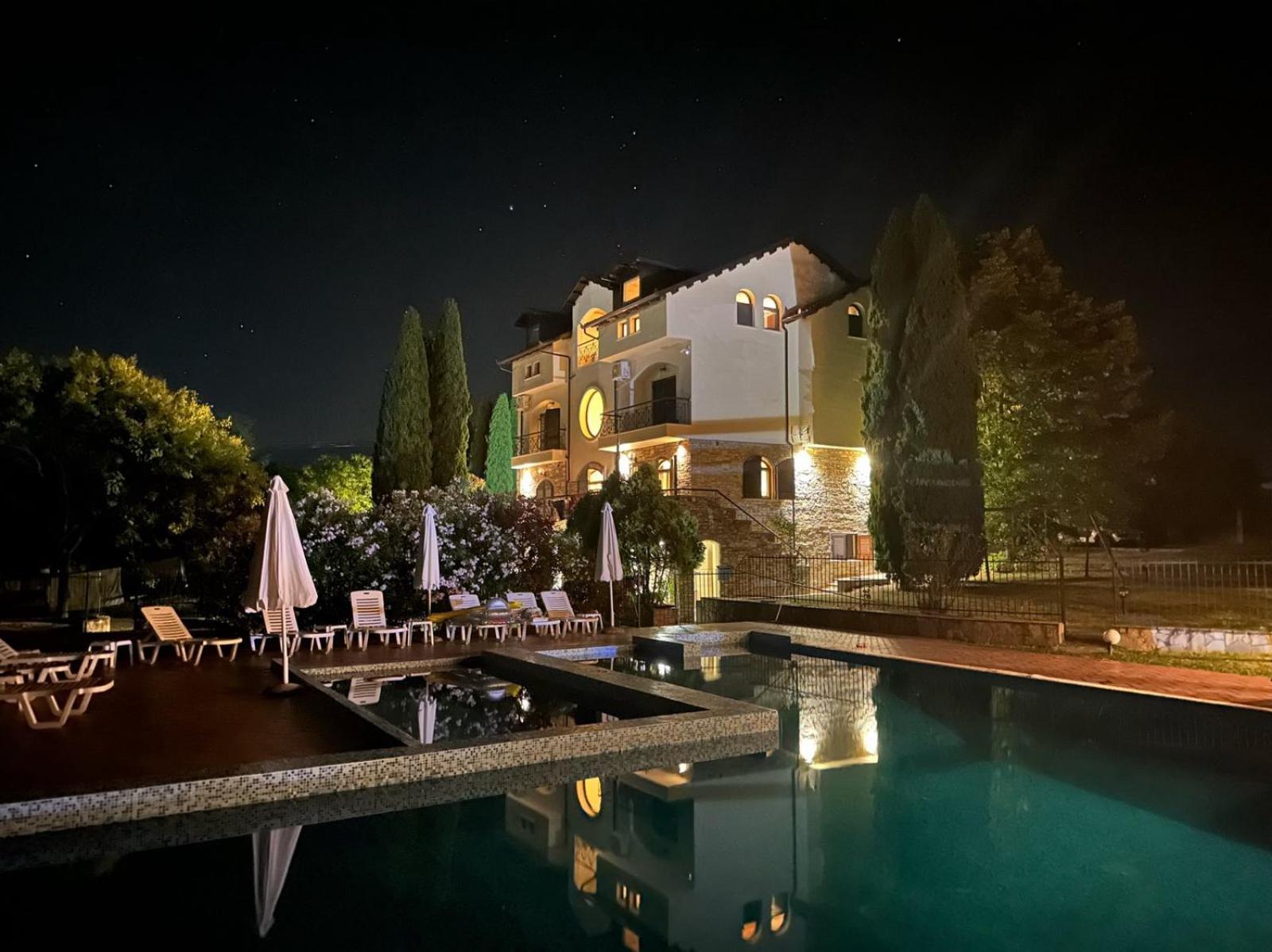 לפטוקריה Villa Anna מראה חיצוני תמונה